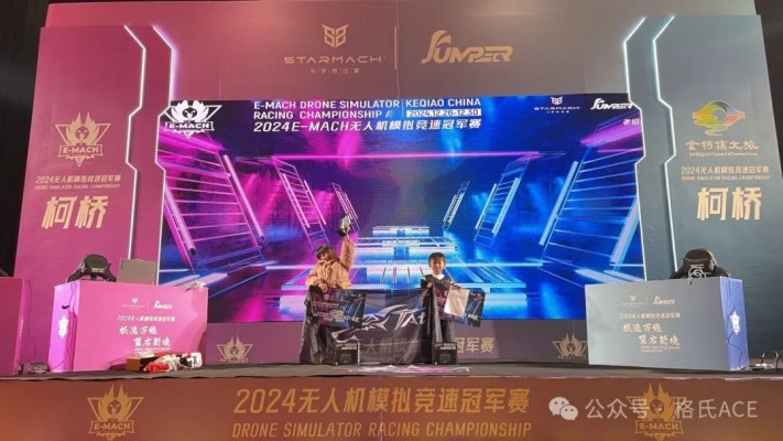 左李可兒、右李明逸