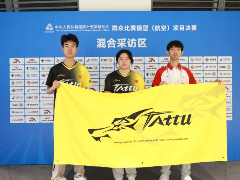 孔海森、何雨瞳、李皓哲