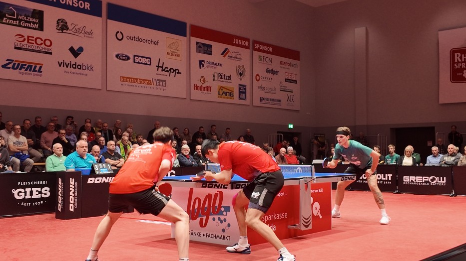 孟繁博與隊(duì)友激戰(zhàn)中